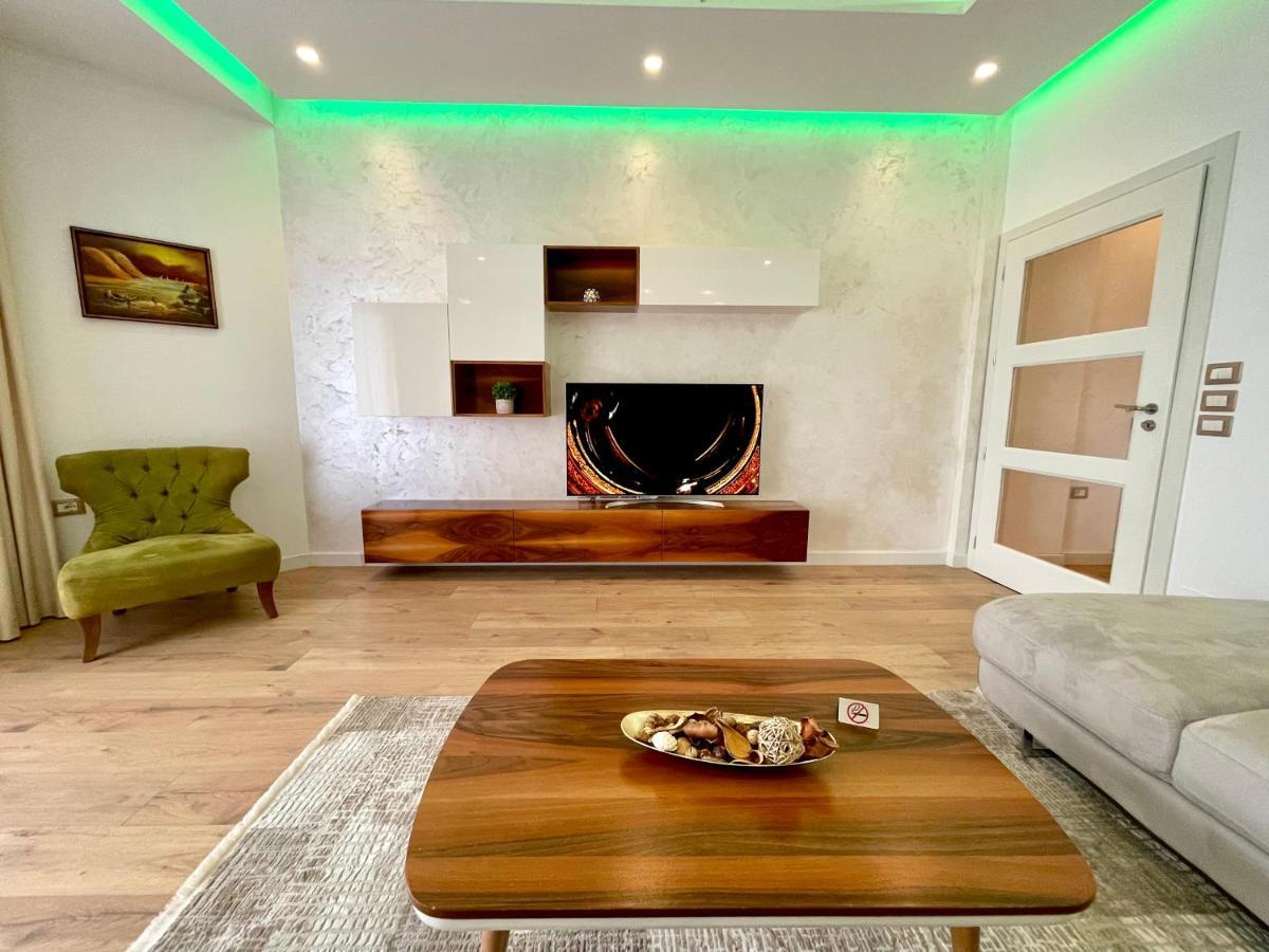 Queen'S Luxury Apartments Lake Tirana Extérieur photo